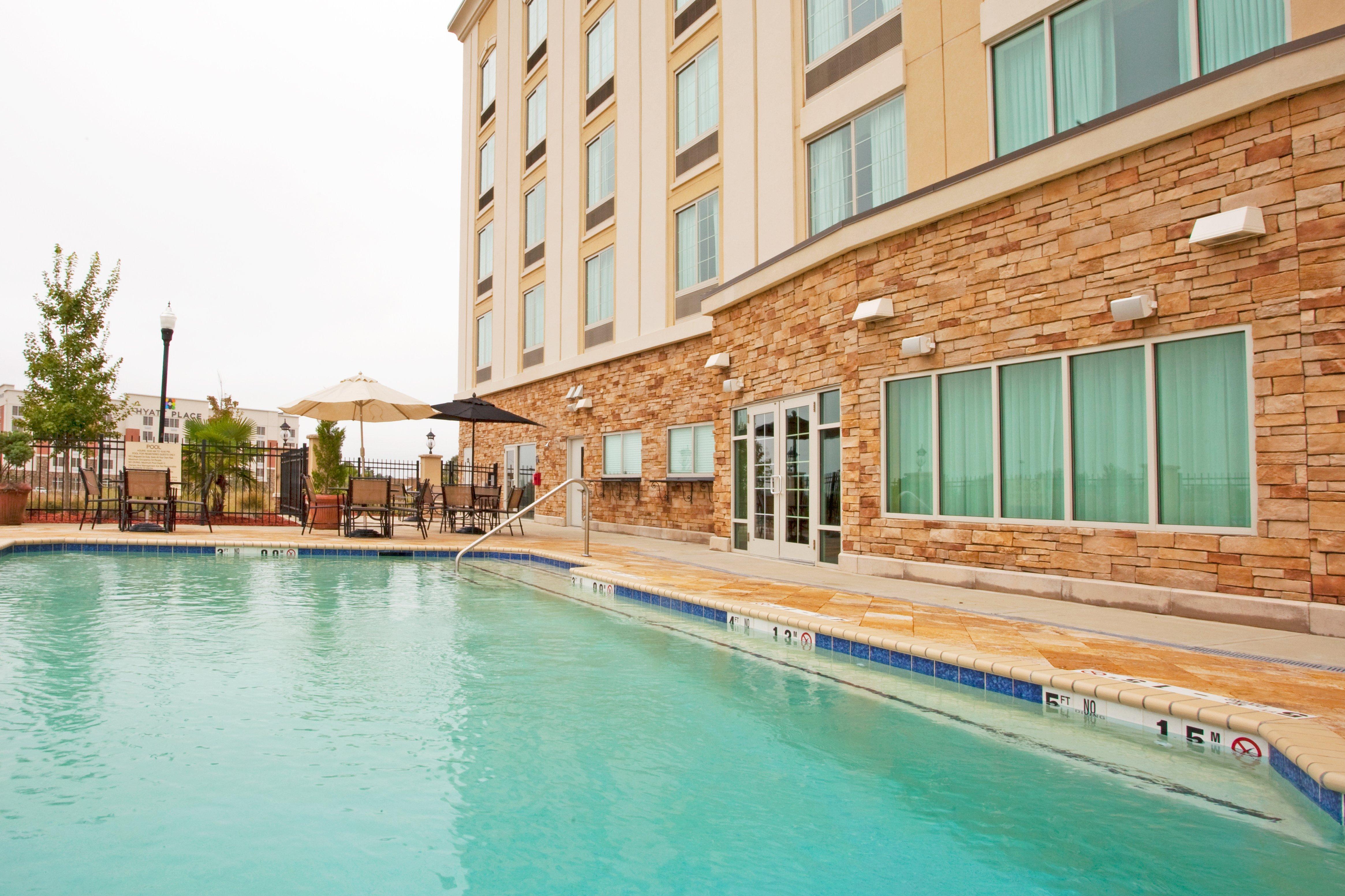 Holiday Inn Express & Suites Columbus At Northlake By Ihg Bagian luar foto